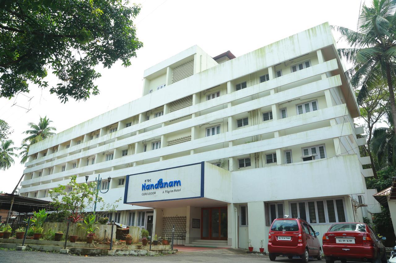 Hotel Nandanam Guruvayur Bagian luar foto